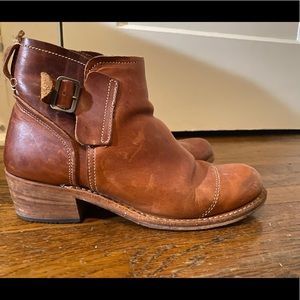 Size 11 Women’s real cognac Leather boots